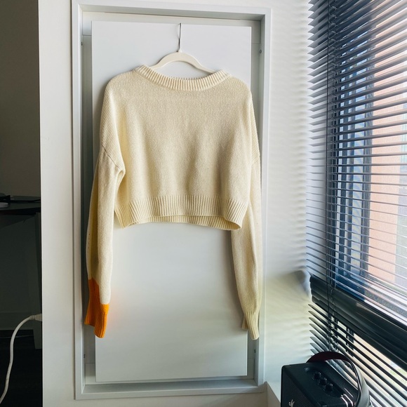 Cider Goose Cropped Sweater in Cream - Picture 2 of 2